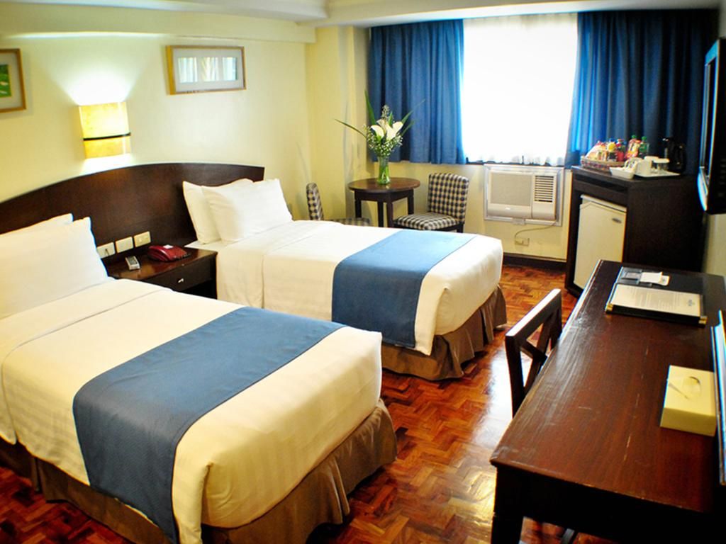 Fersal Hotel Manila фото 35