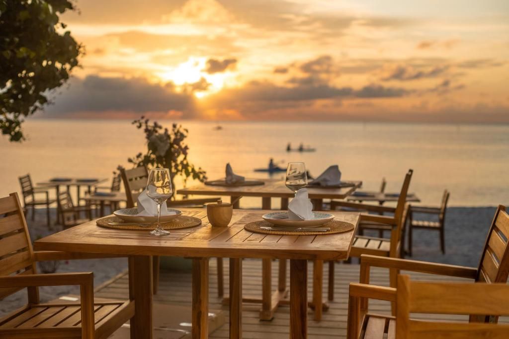 Guest House «The Maverick Surf & Dive Lodge Guest House» фото 12