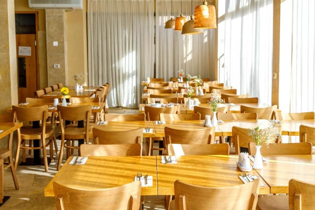 Ramon Suites Hotel фото 32