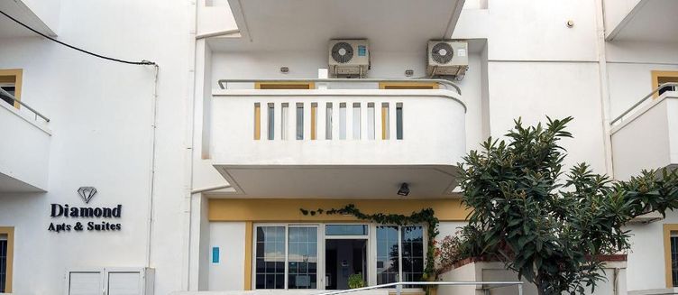 Фото отеля Diamond Apartments and Suites