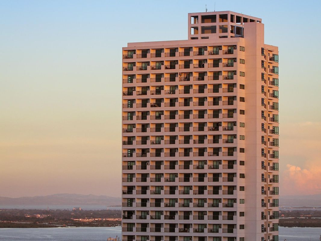 City Suites Ramos Tower фото 9
