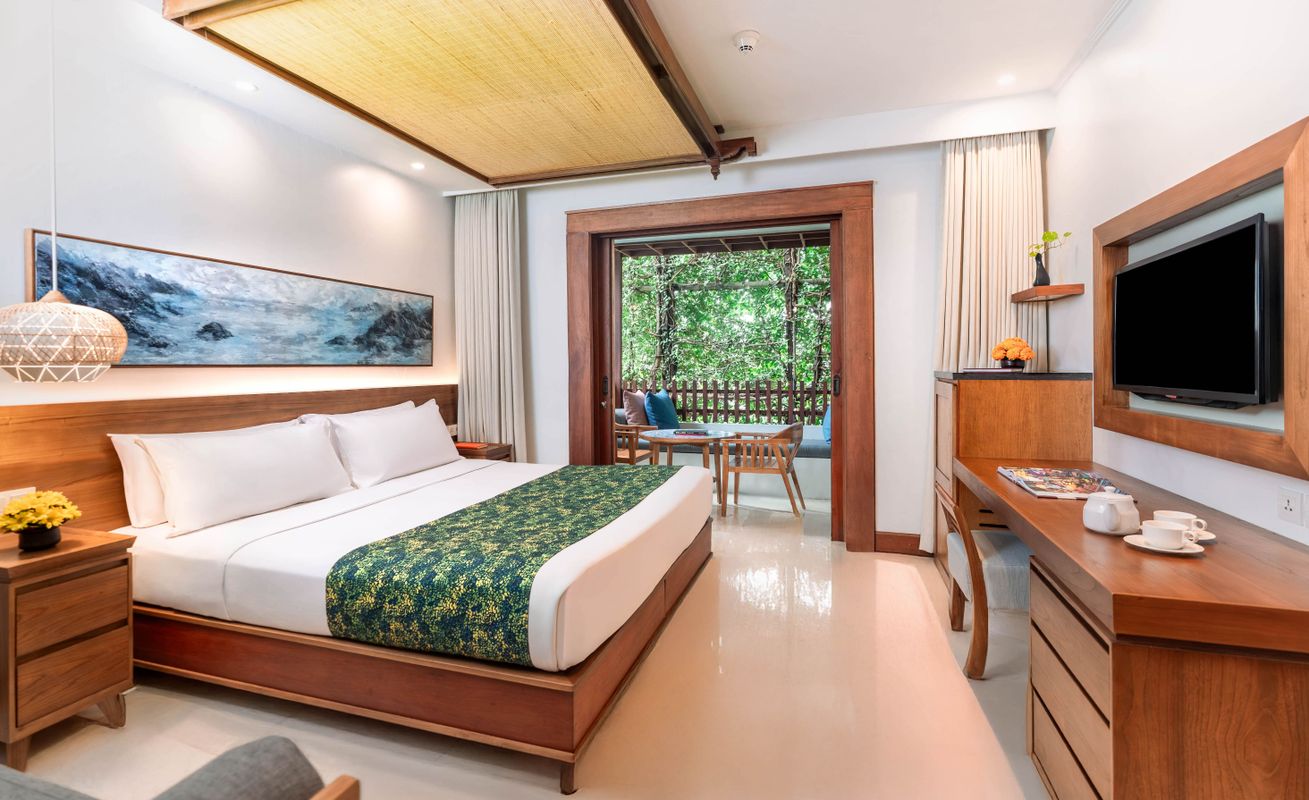 Legian Beach Hotel фото 2