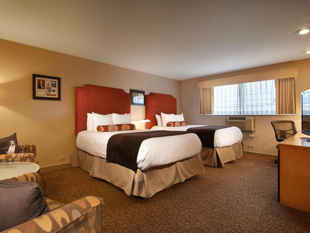 Best Western PLUS Hollywood Hills Hotel фото 27