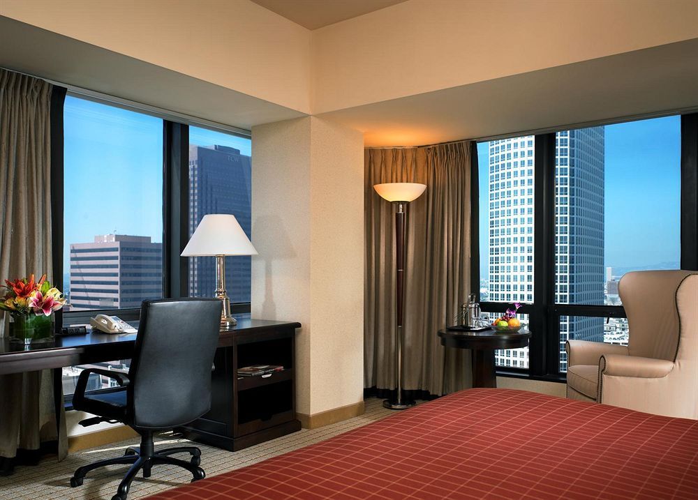 Sheraton Grand Los Angeles фото 75