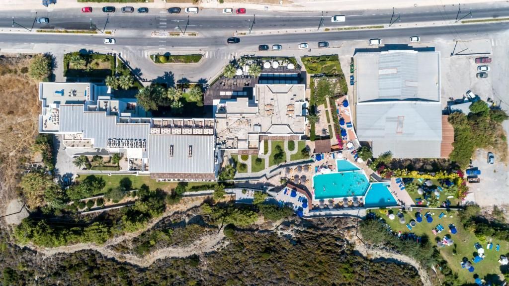 Sirene Beach Hotel фото 30