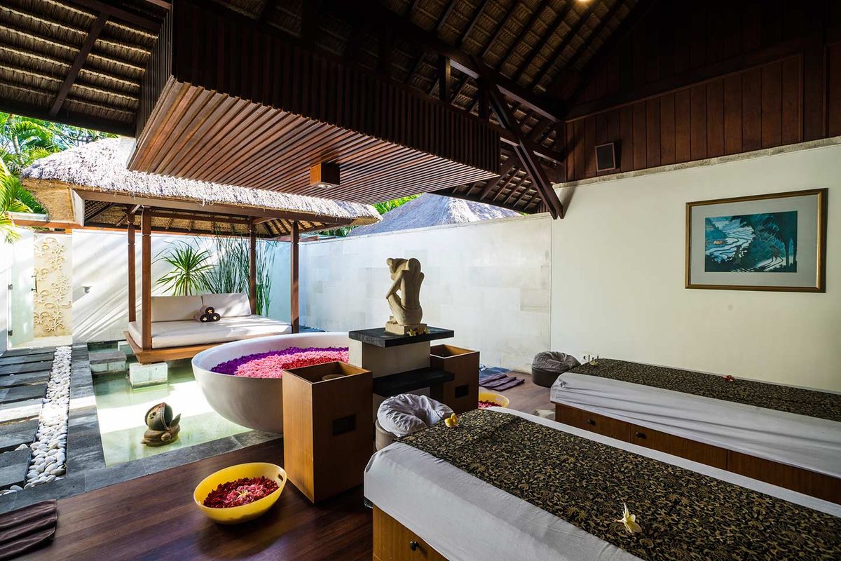 Nusa Dua Beach Hotel & Spa фото 27