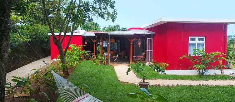 Фото отеля Kaz'alala Hosted B&B