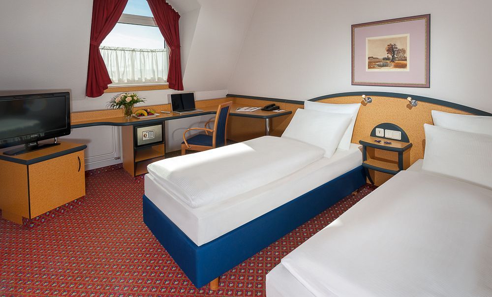 Dorint Airport Hotel Berlin Tegel фото 31