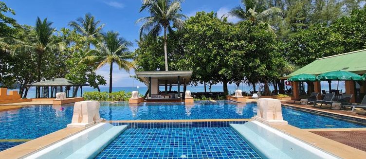 Фото отеля Baan Khaolak Beach Resort