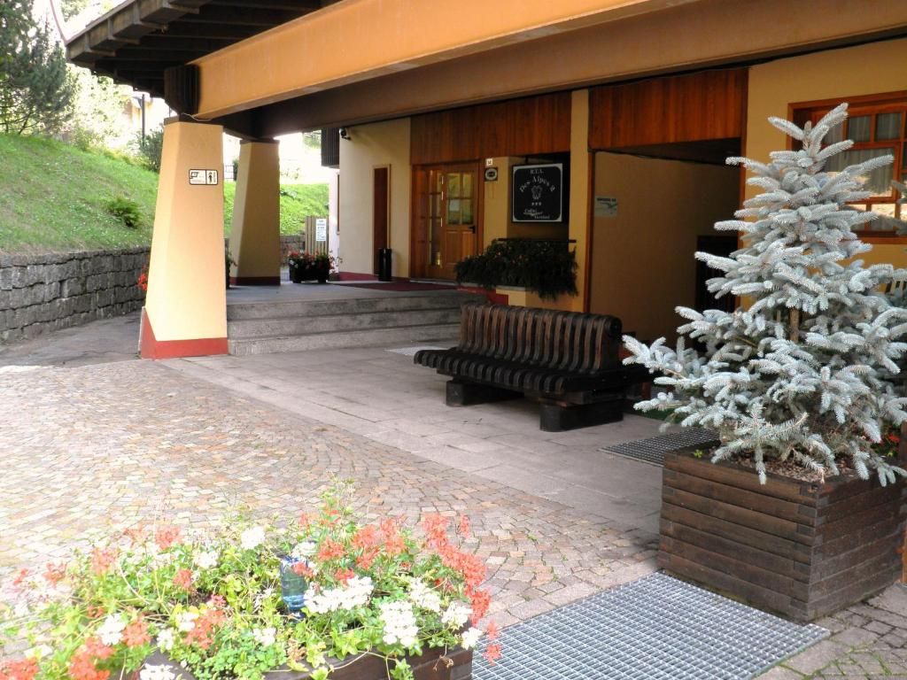 R.T.A. Hotel des Alpes 2 фото 4