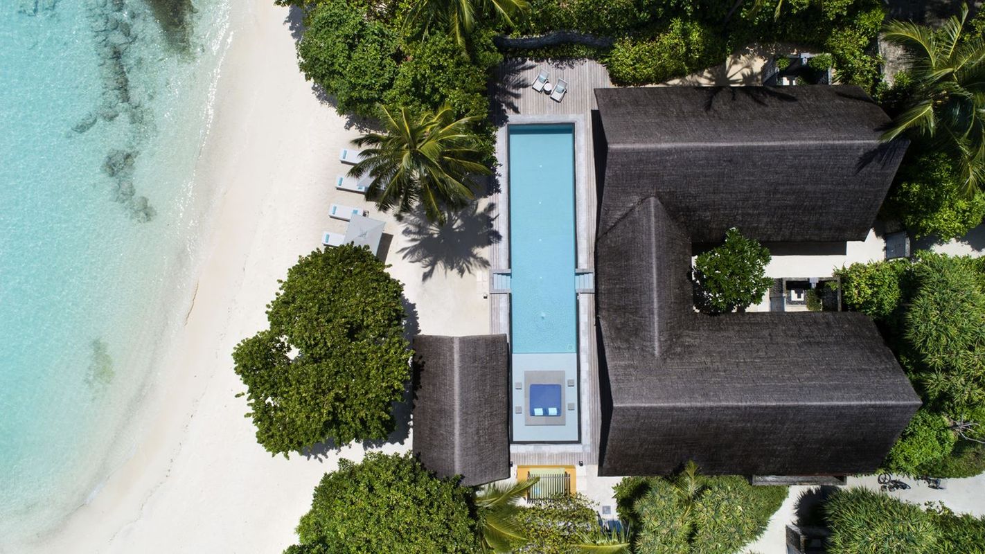 Four Seasons Resort Maldives at Landaa Giraavaru фото 32
