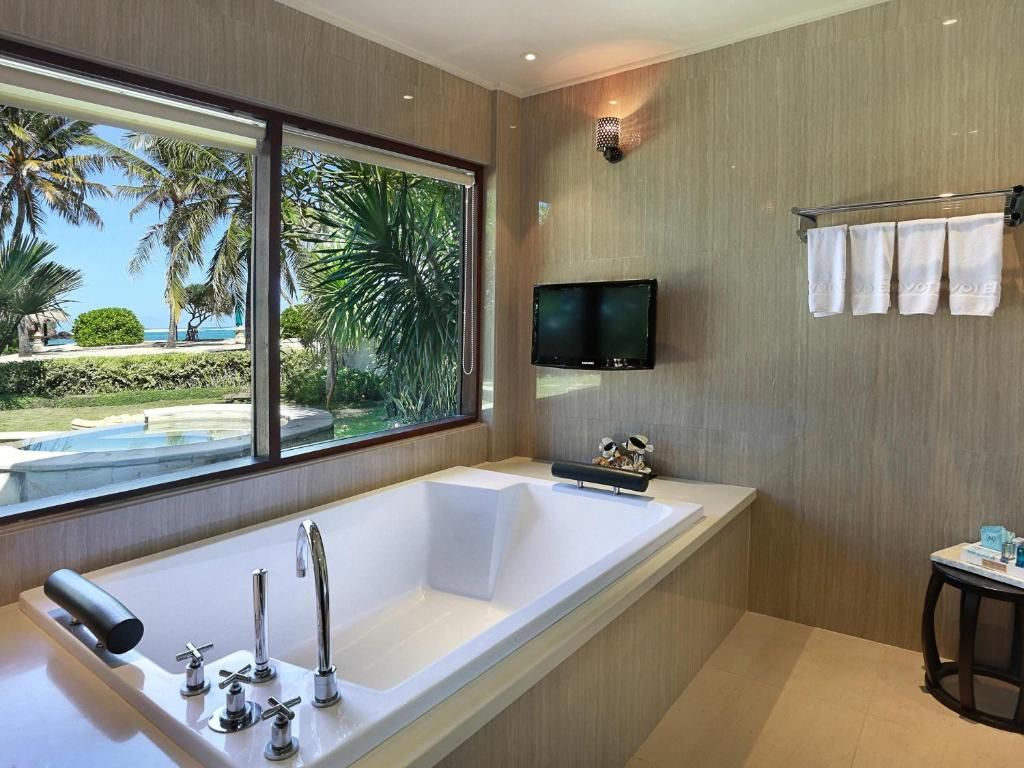 Novotel Lombok Resort & Villas фото 49