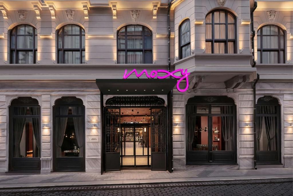 Moxy Istanbul Beyoglu фото 1
