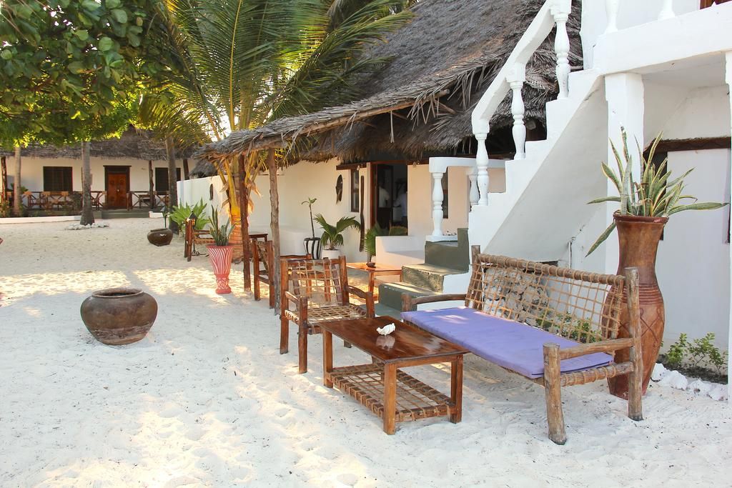 Makuti Beach Bungalows фото 4