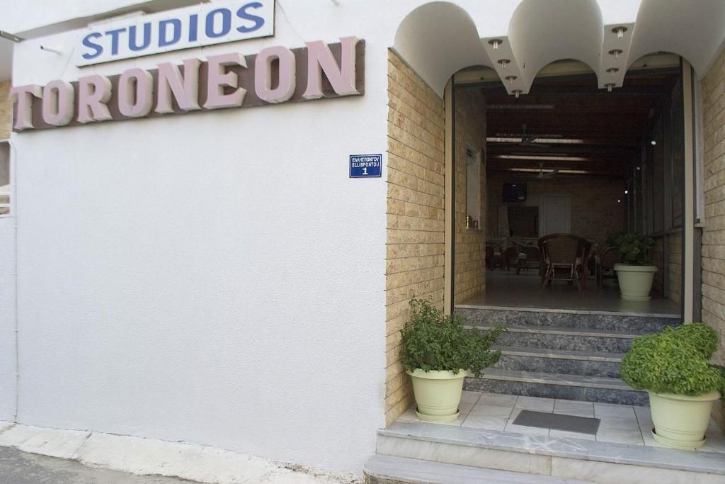 Toroneon Studios фото 19