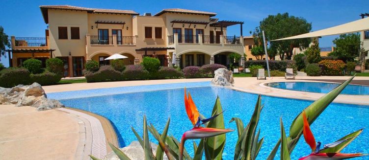 Фото отеля Aphrodite Hills Holiday Residences