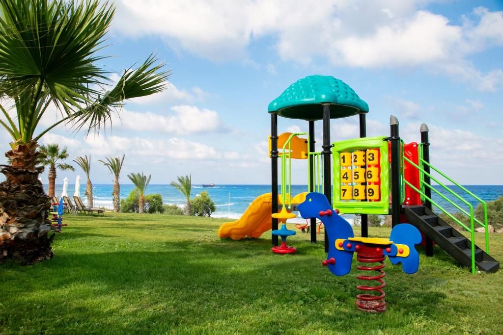 Louis Paphos Breeze фото 41