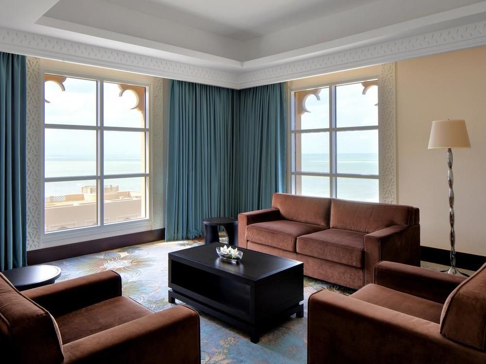 Sheraton Sharjah Beach Resort & Spa фото 119
