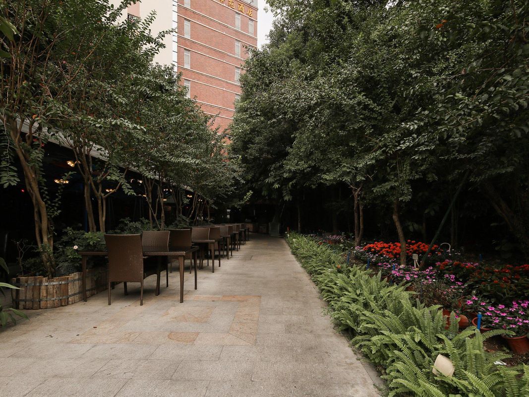 Royal Garden Hotel Guangzhou фото 22