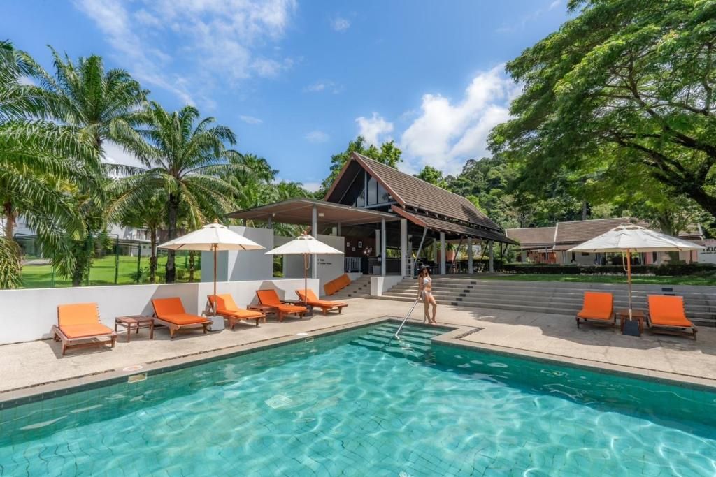 Tinidee Golf Resort Phuket фото 41