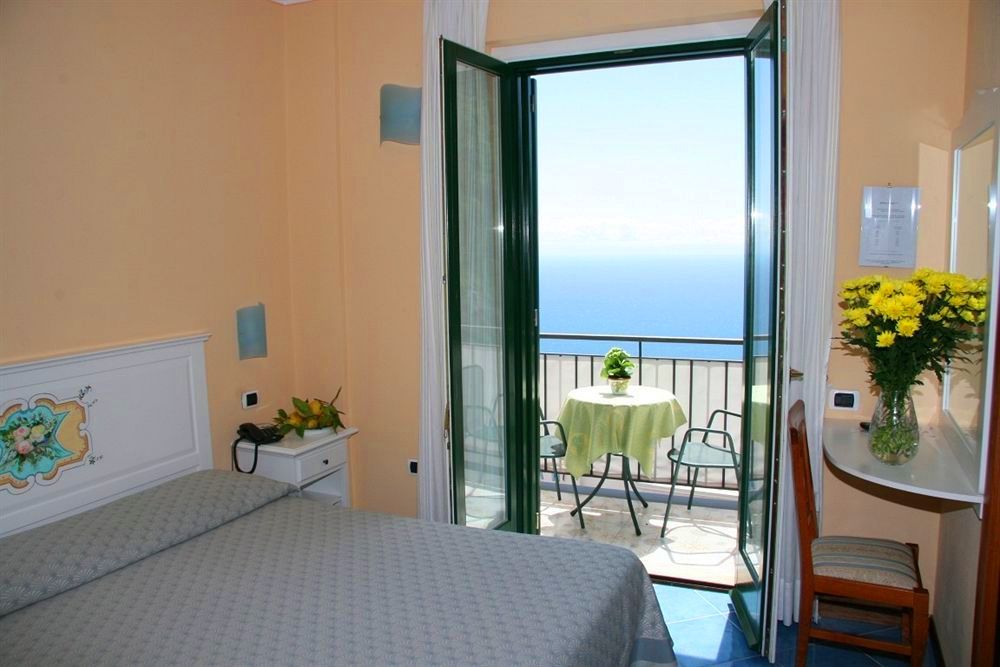 Hotel Doria Amalfi фото 12
