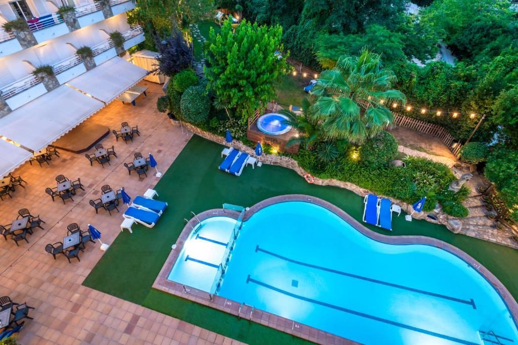 Hotel GHT Neptuno фото 72