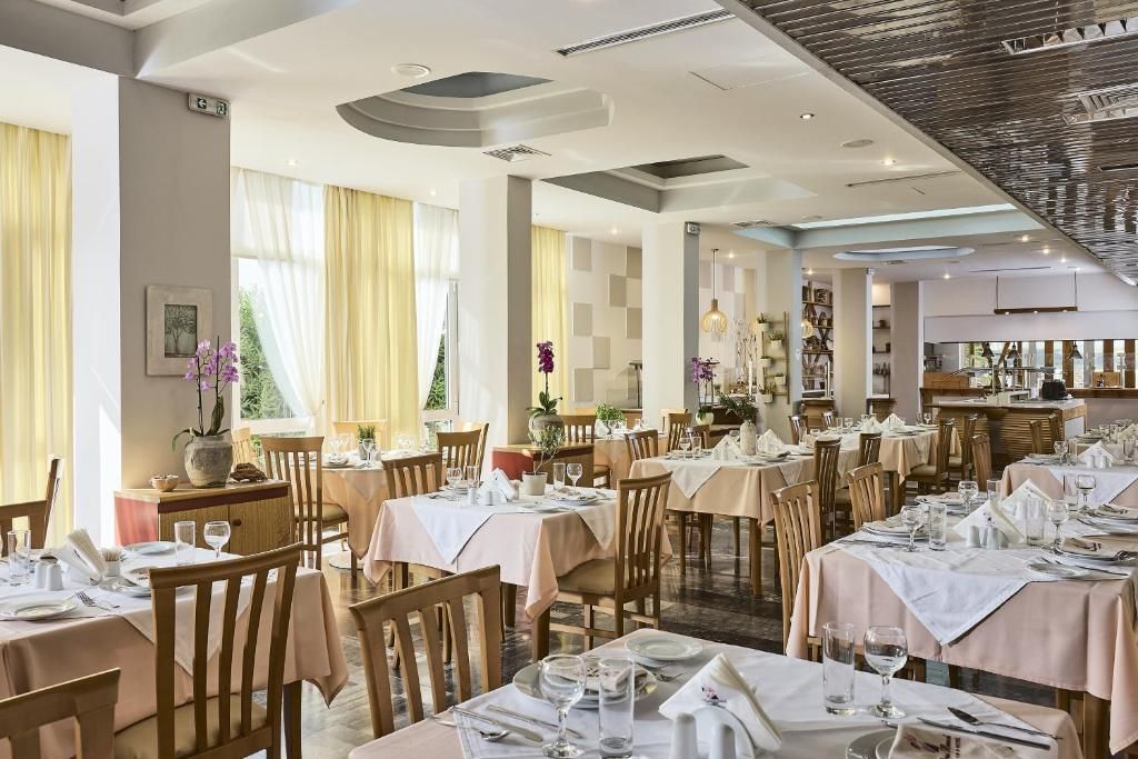 Tylissos Beach Hotel фото 34