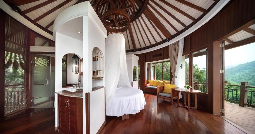 Yalong Bay Earthly Paradise Birds Nest Resort фото 3