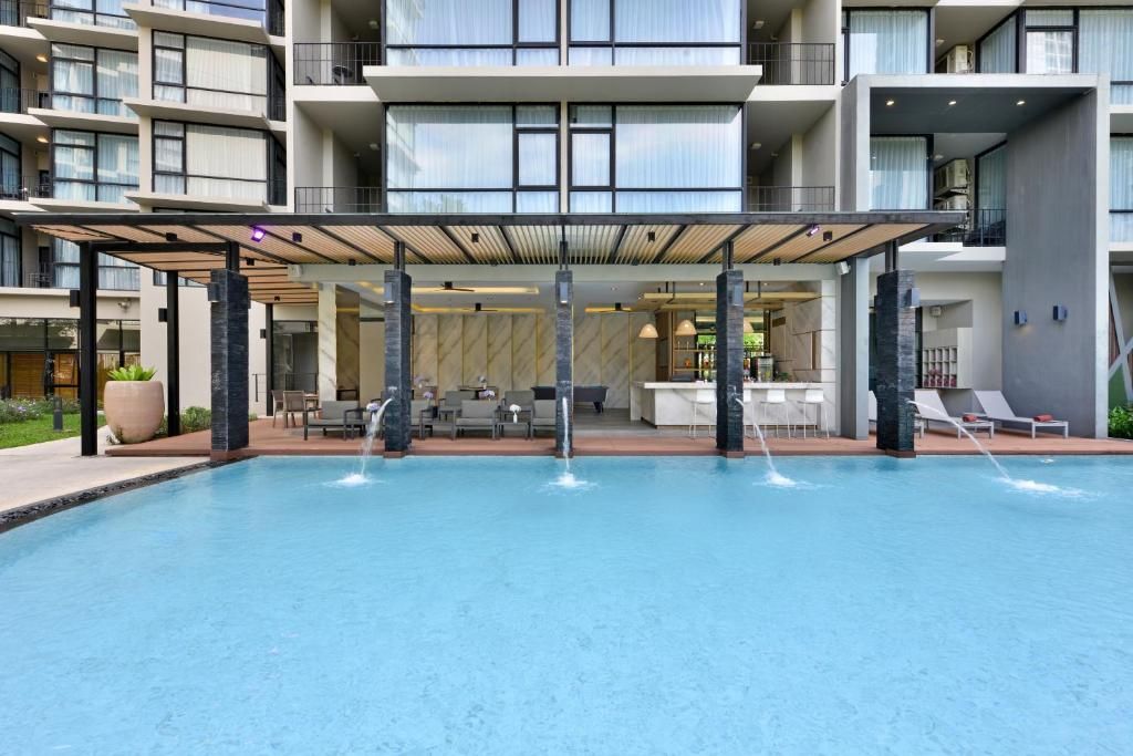 Altera Hotel and Residence фото 51