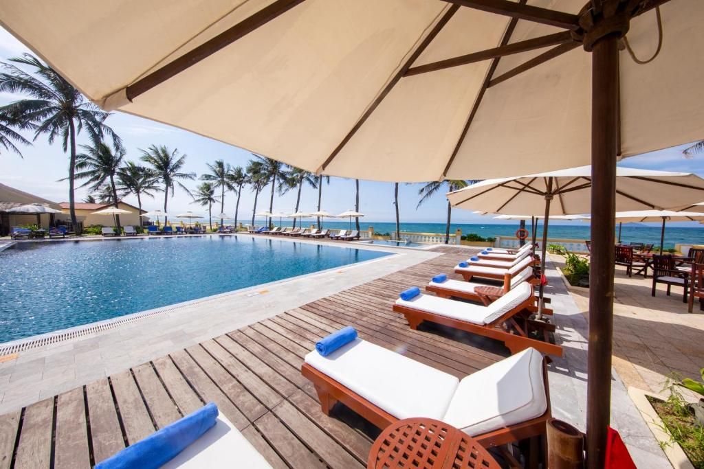 Victoria Hoi An Beach Resort & Spa фото 19