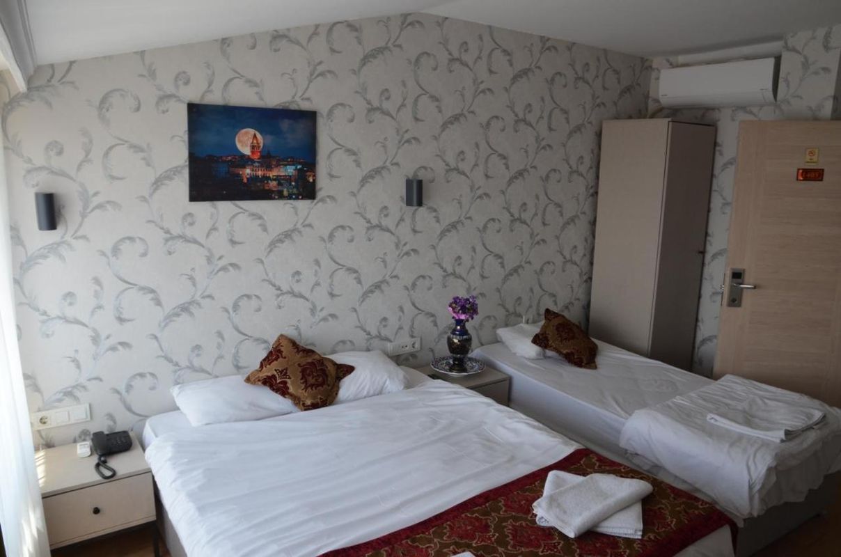 The Lola Hotel фото 2