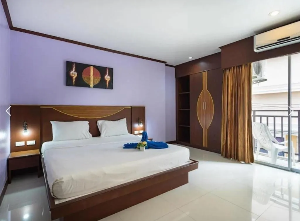 Issara Patong Beach фото 4