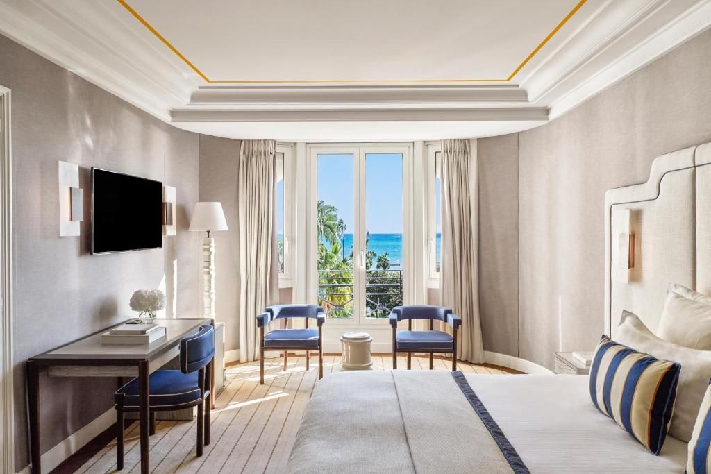 Hôtel Barrière Le Majestic Cannes фото 50