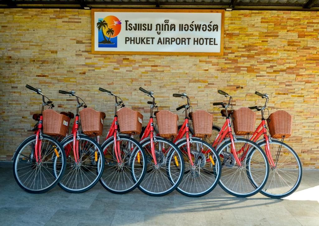 Phuket Airport фото 33
