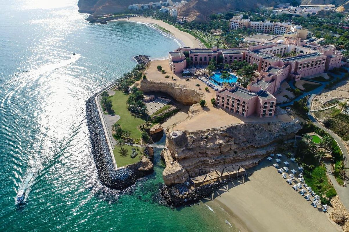 Al Husn Hotel Muscat (Adults Only) фото 20