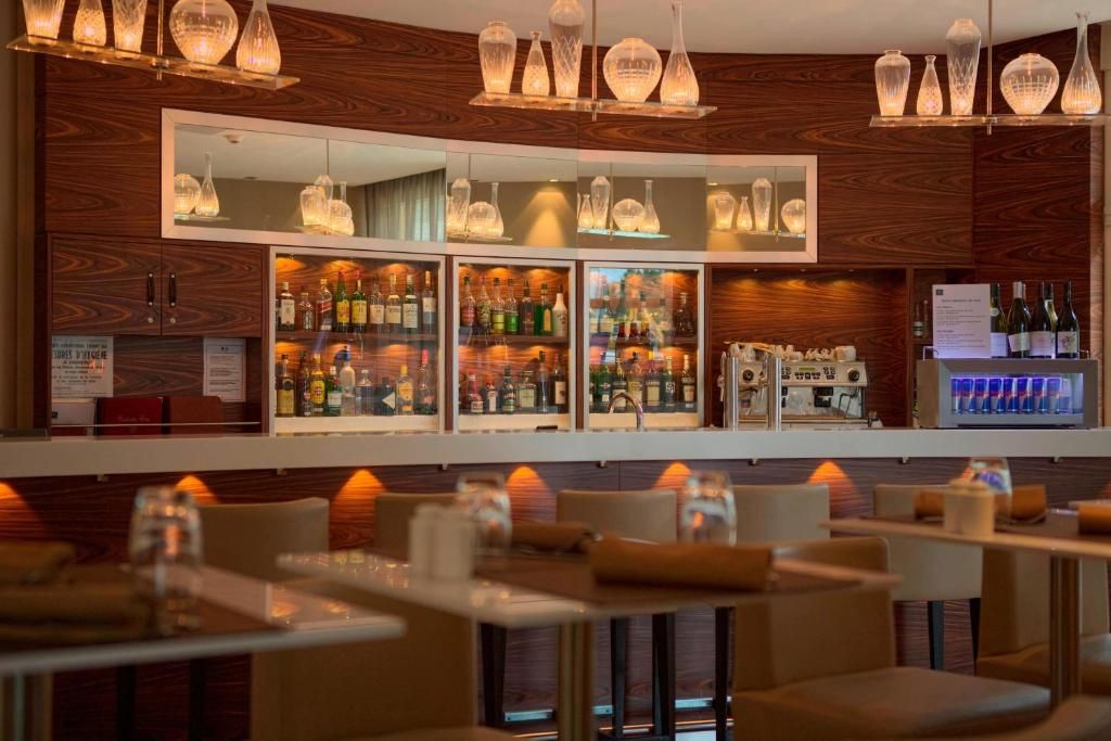AC Hotel by Marriott Ambassadeur Antibes - Juan Les Pins фото 16