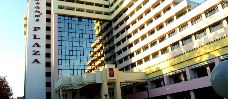 Фото отеля Le Grande Plaza Hotel