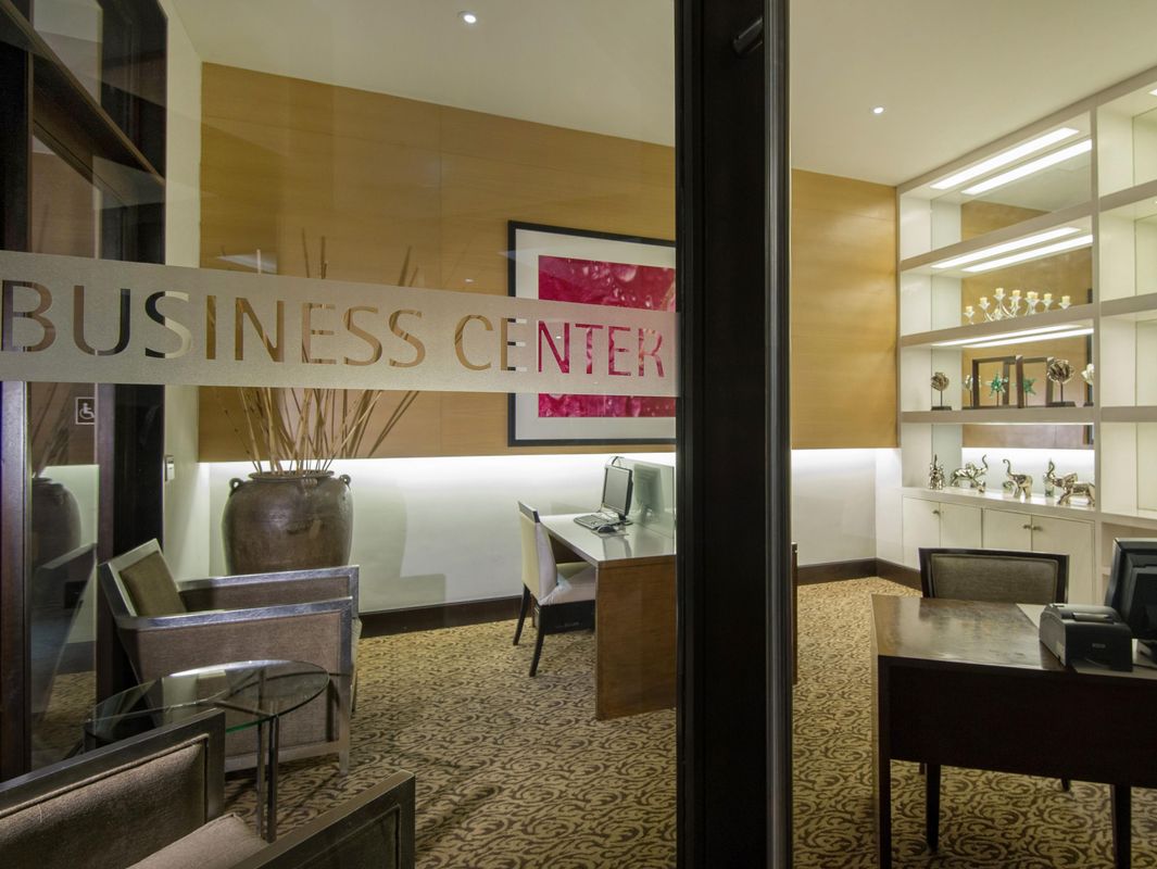 Quest Hotel & Conference Center - Cebu фото 16