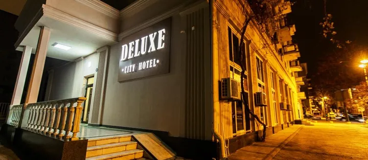 Фото отеля Deluxe City Hotel