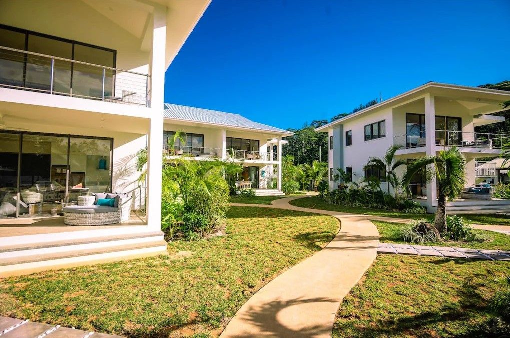Pineapple Beach Villas фото 8