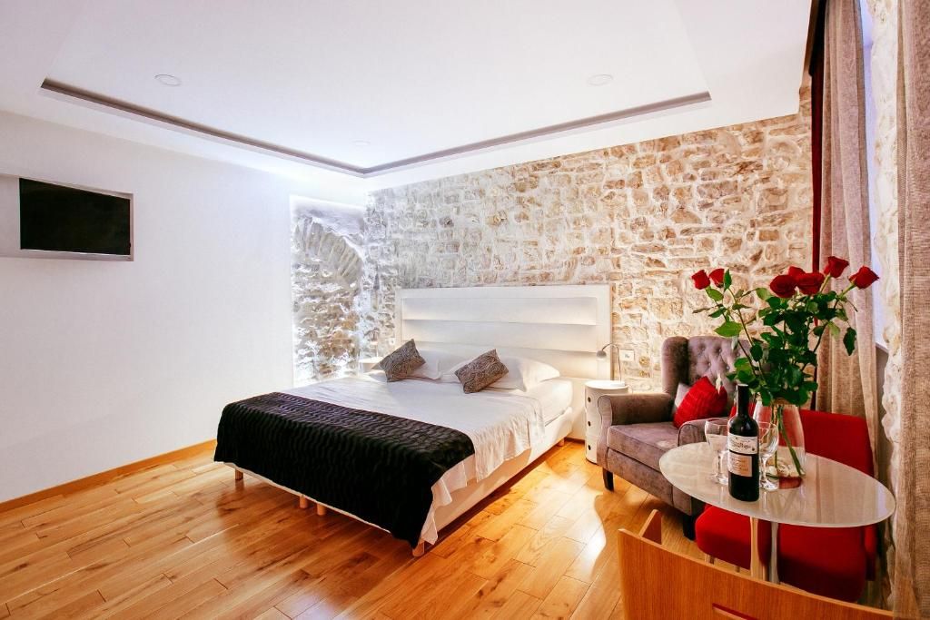 Get Split Luxury Apartment фото 3