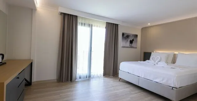 Фото отеля Three Points Hotel