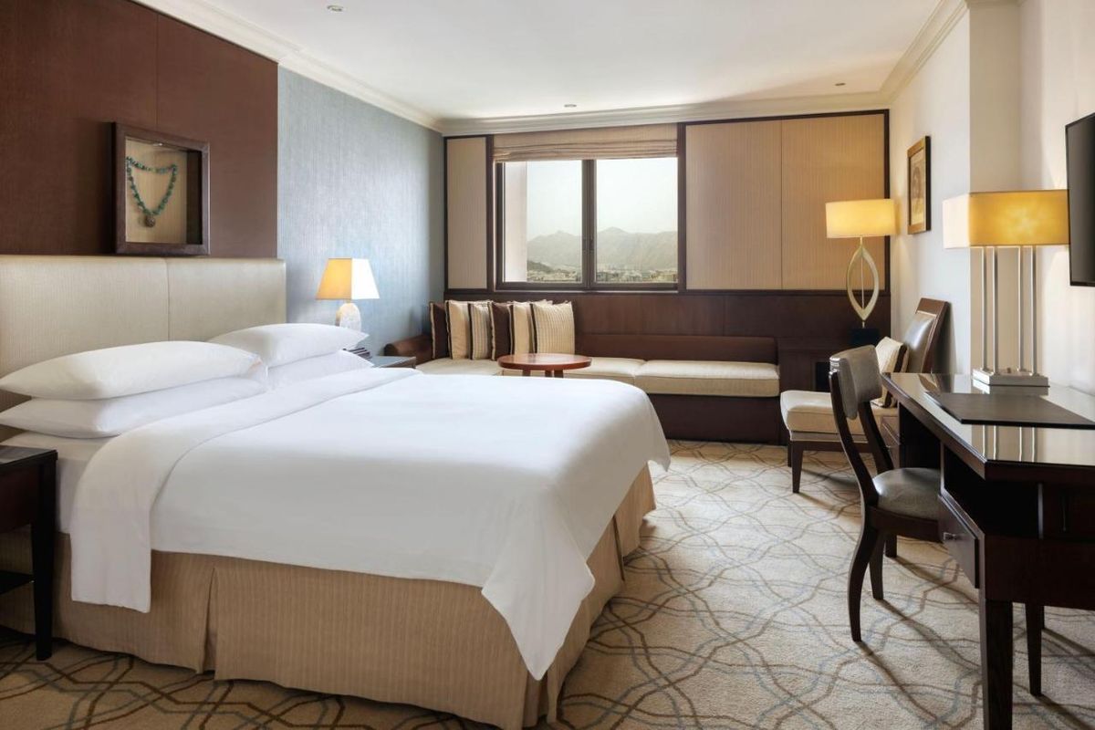 Sheraton Oman Hotel фото 2