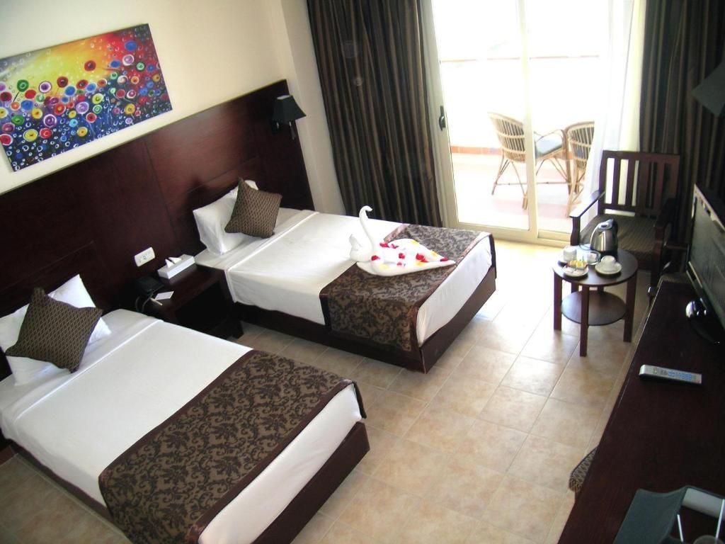 Royal Brayka Beach Resort фото 4