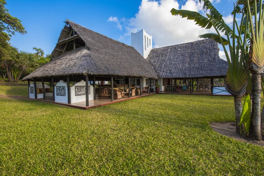 Protea Hotel by Marriott Dar es Salaam Amani Beach фото 2