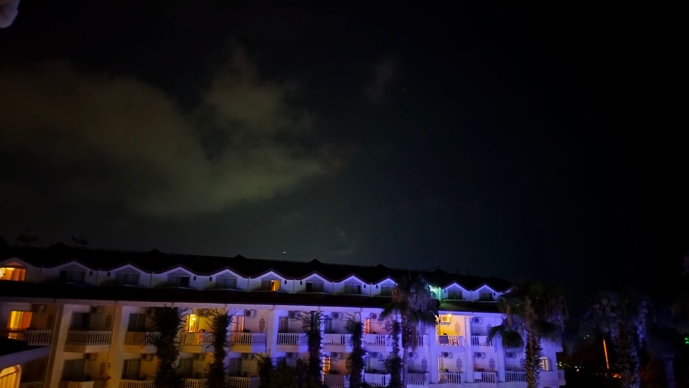 Larissa Sultan's Beach Hotel фото 106