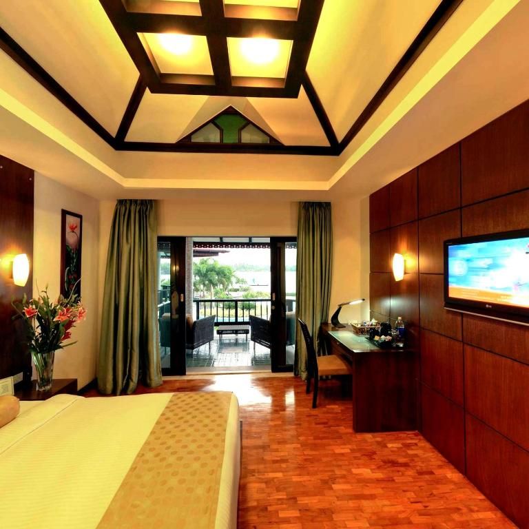 Ramada Cochin Resort фото 50