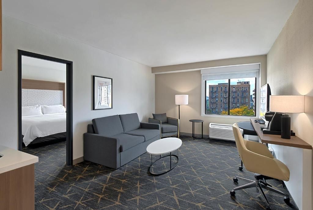 Holiday Inn Hotel & Suites Chicago - Downtown, an IHG Hotel фото 17