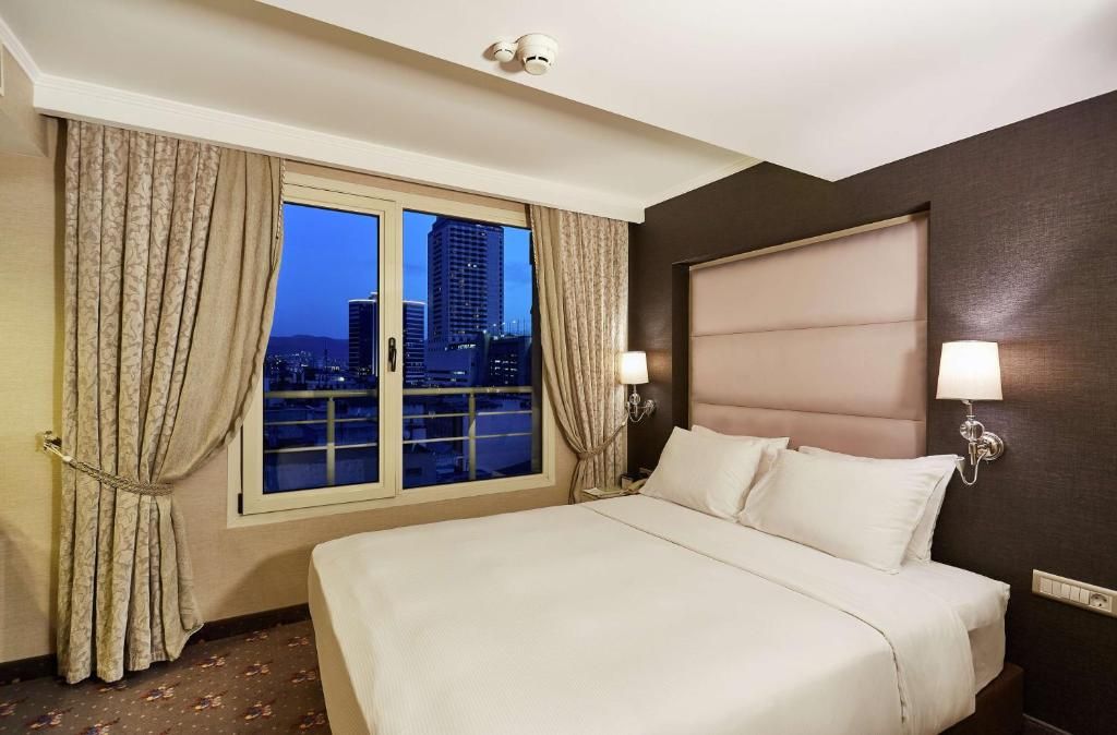 DoubleTree by Hilton Hotel Izmir - Alsancak фото 69