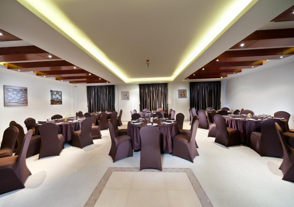 Al Hail Waves Hotel Managed By Centara фото 6